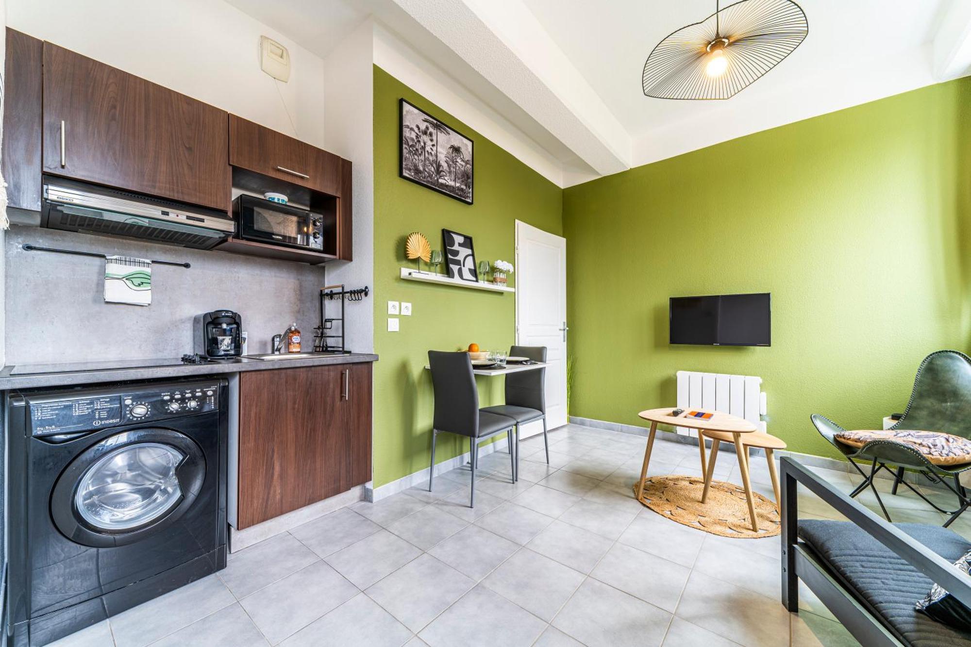 Stay Cosy Lille I Tourcoing - Appartement - Hypercentre - Parking Securise - Wifi - Netflix - Cuisine 외부 사진